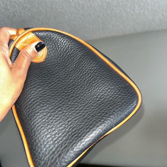 Dooney and Bourke vintage satchel bag - Picture 3 of 5